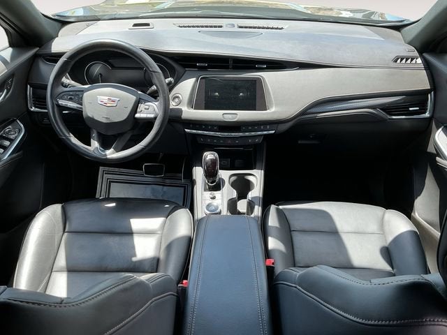 2023 Cadillac XT4 Sport