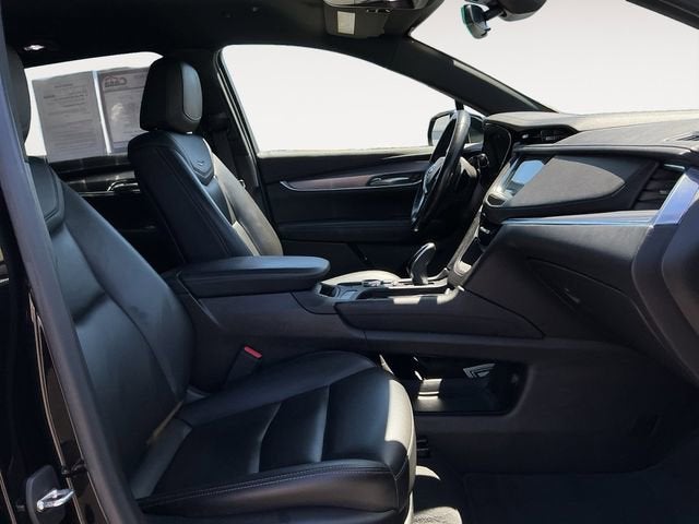 2022 Cadillac XT5 Luxury