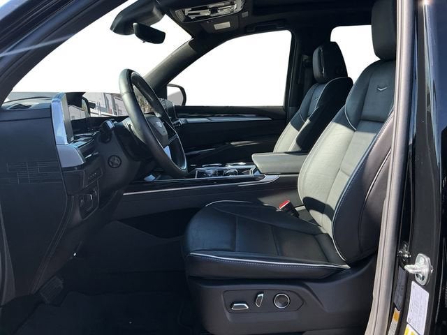 2025 Cadillac Escalade Sport