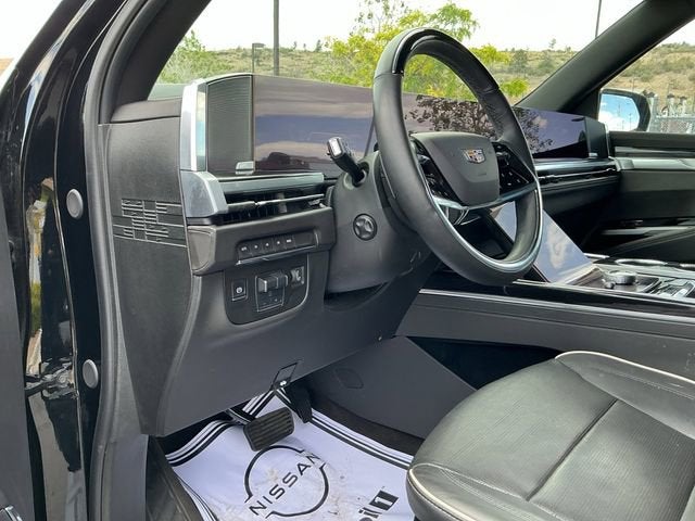 2025 Cadillac Escalade Sport